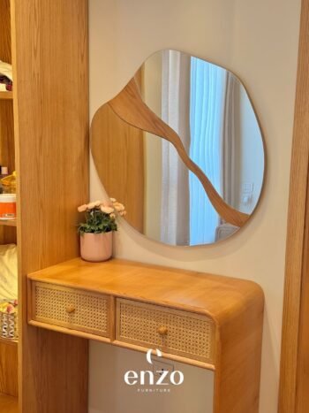 Enzo Vanity Table
